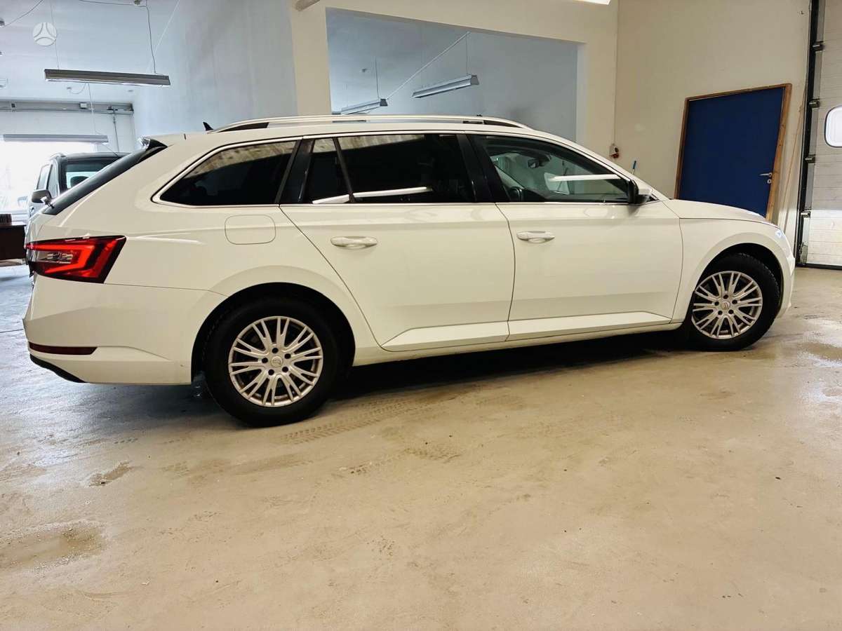 Skoda Superb, 2.0 l., Универсал
