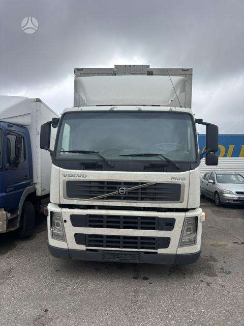 Volvo FM9, kita
