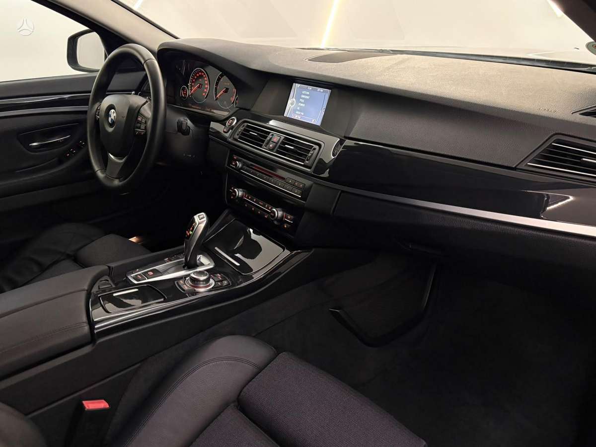 BMW 520, 2.0 l., Универсал
