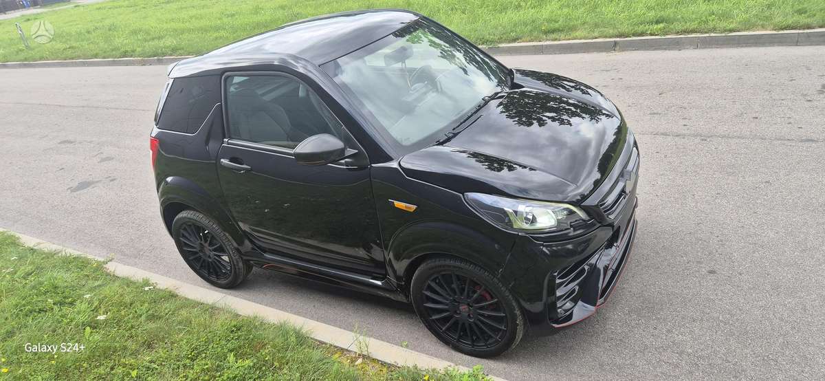 Ligier JS50, 0.5 l., hatchback