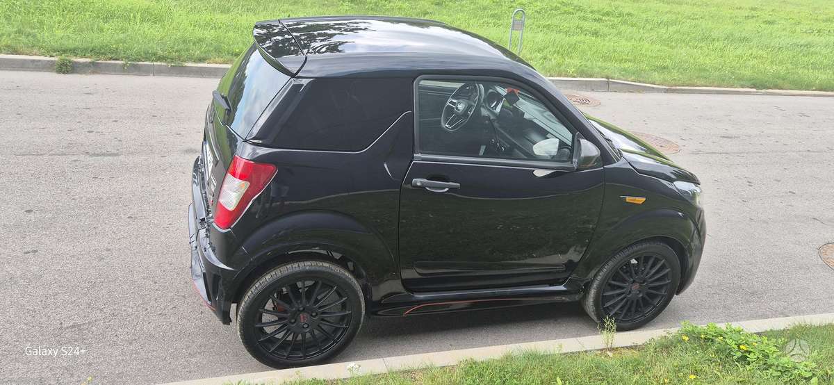 Ligier JS50, 0.5 l., Хэтчбек