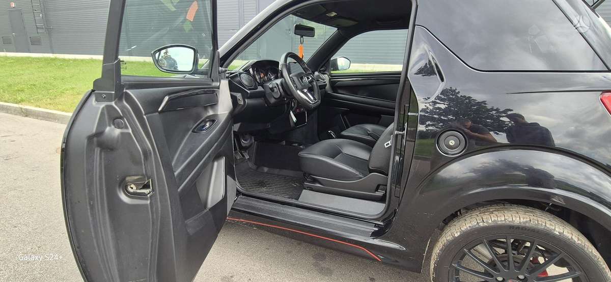 Ligier JS50, 0.5 l., hatchback