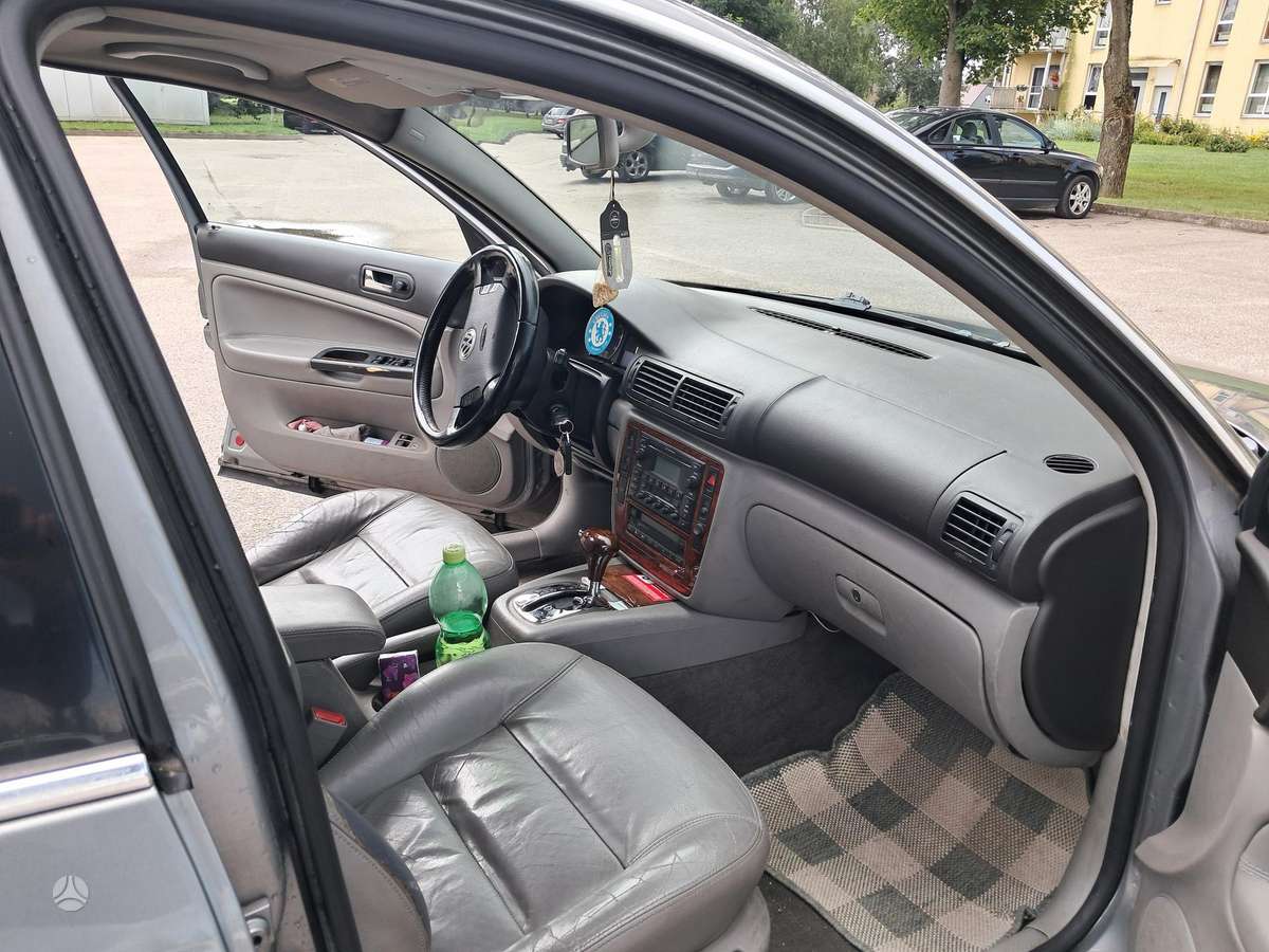 Volkswagen Passat - 3