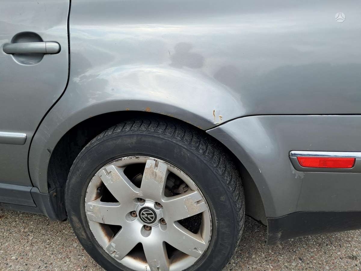 Volkswagen Passat - 6