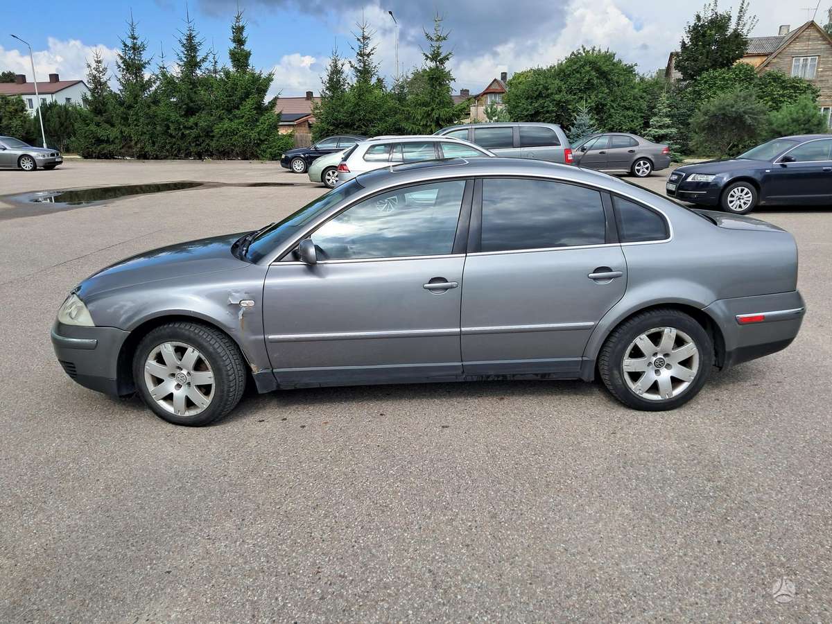 Volkswagen Passat - 8
