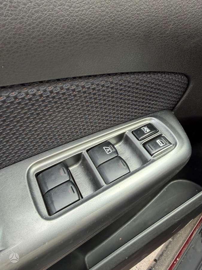 Subaru Forester, 2.0 l., off-road / crossover