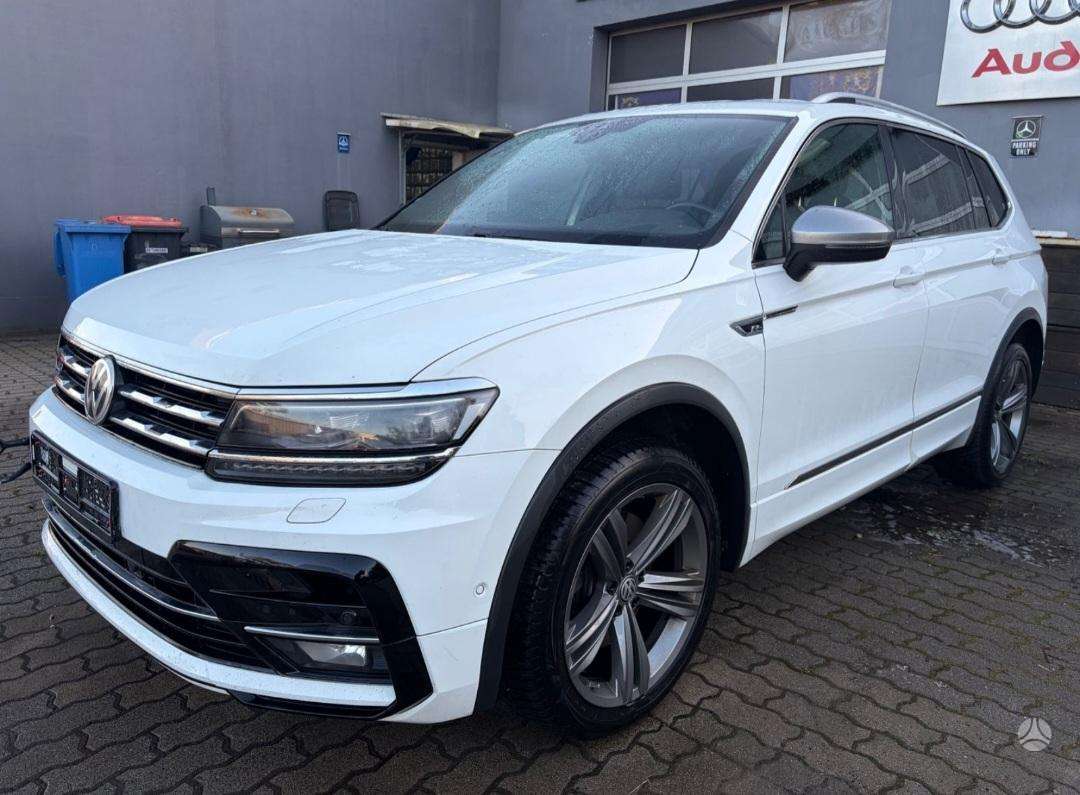 Volkswagen Tiguan - 3