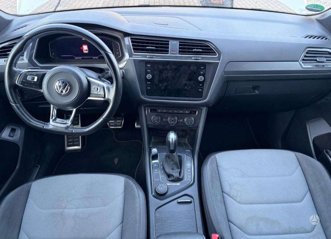 Volkswagen Tiguan - 7