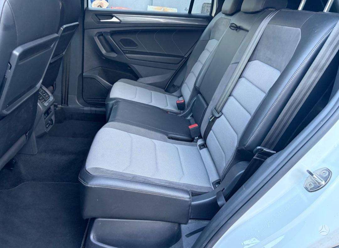 Volkswagen Tiguan - 9
