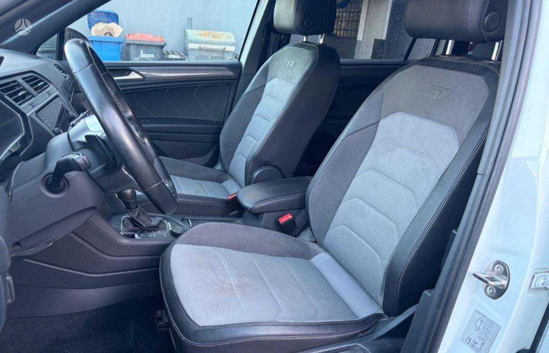 Volkswagen Tiguan - 8