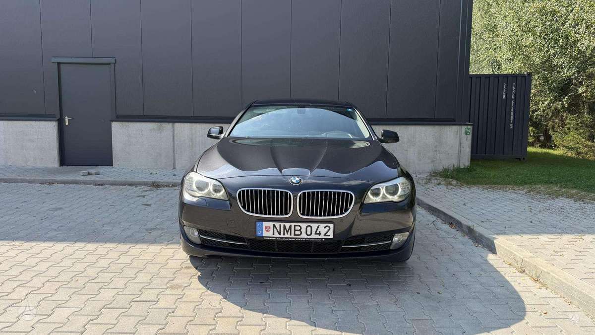 BMW 530, 3.0 l., Седан