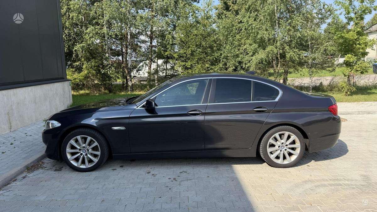 BMW 530, 3.0 l., Седан