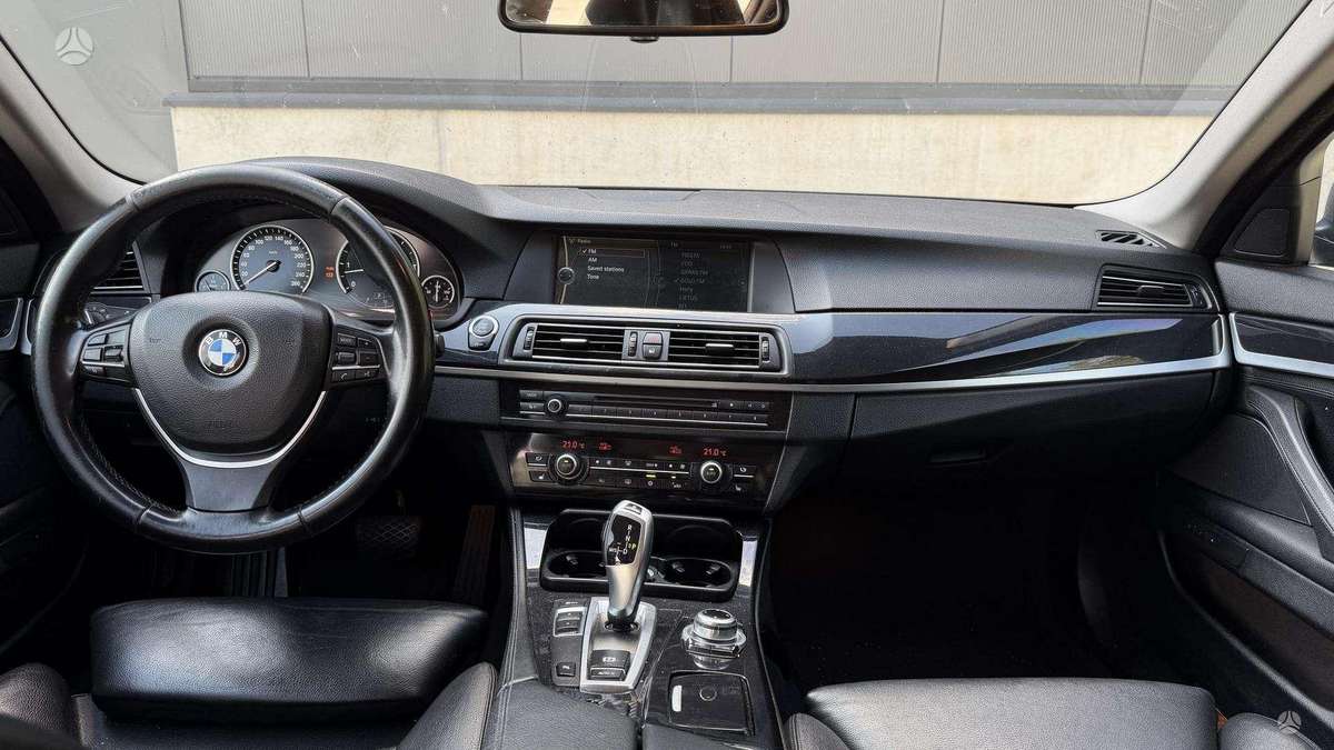 BMW 530, 3.0 l., Седан