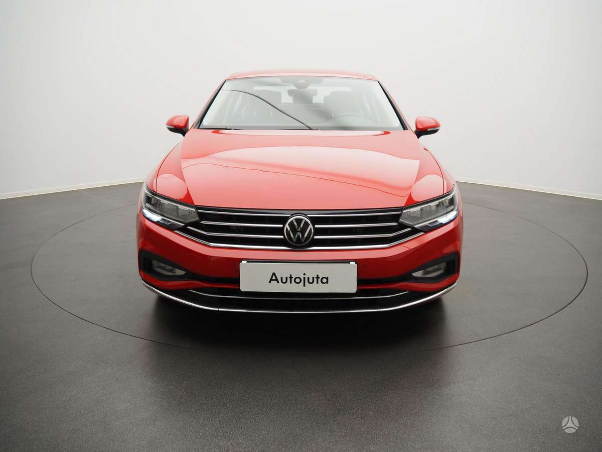 Volkswagen Passat - 2