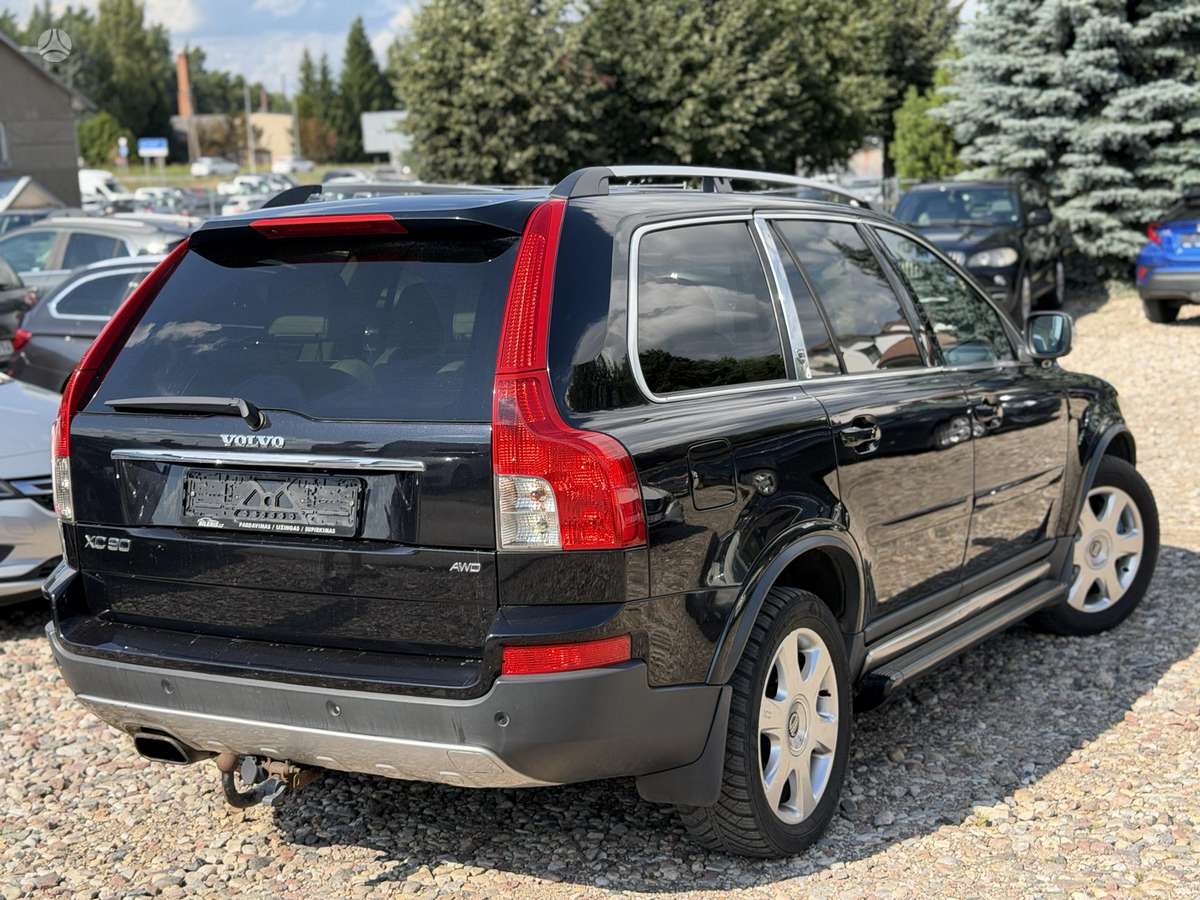 Volvo XC90 - 2