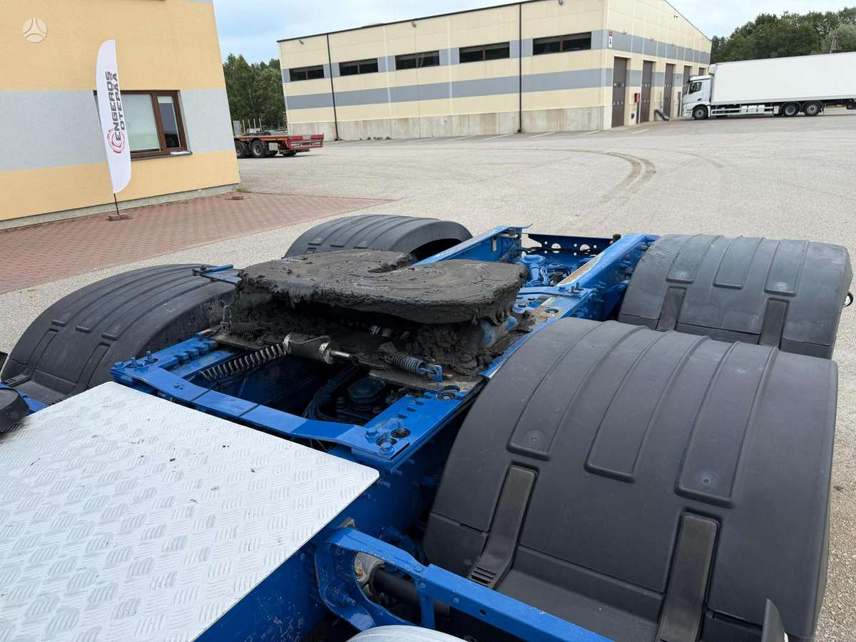 Volvo FH500, single sleeper