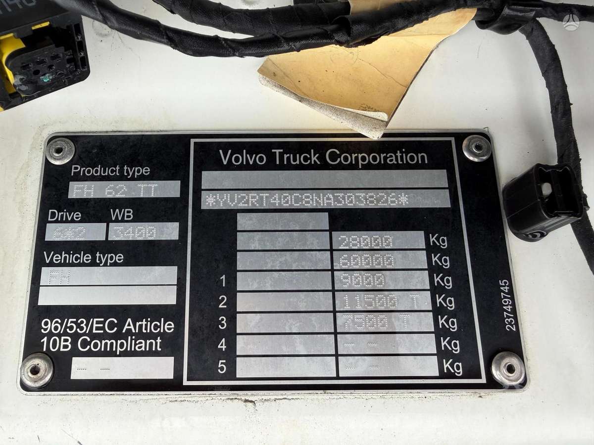 Volvo FH500, single sleeper