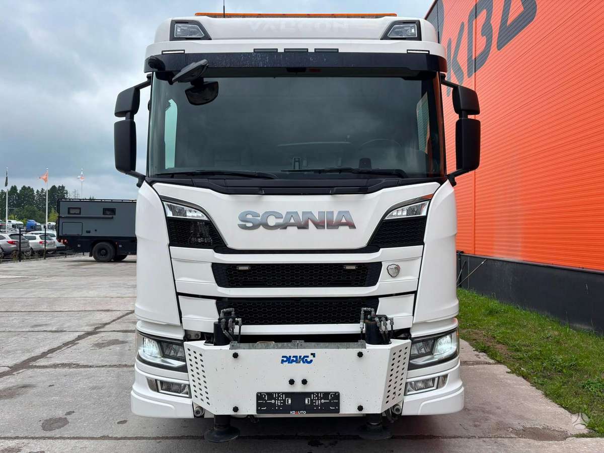 Scania R 580 8x2*6, hooklift trucks