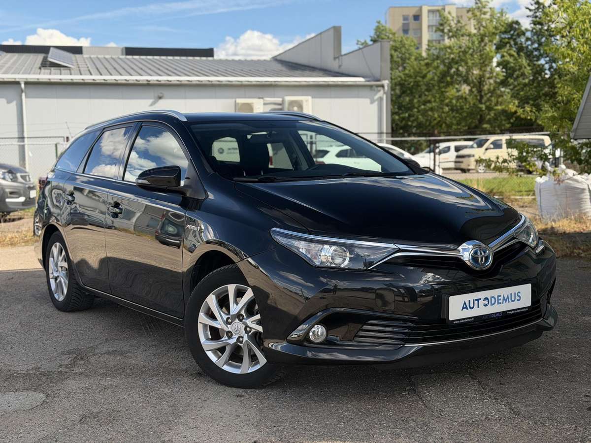 Toyota Auris - 2