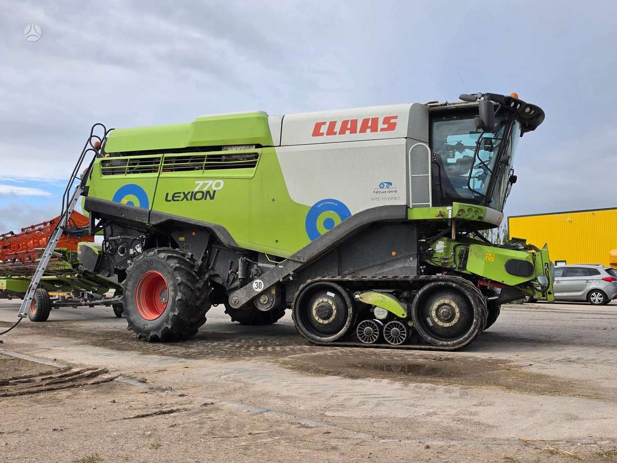 Claas Lexion 770TT, kombainai