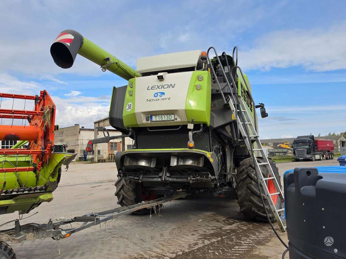 Claas Lexion 770TT, kombainai