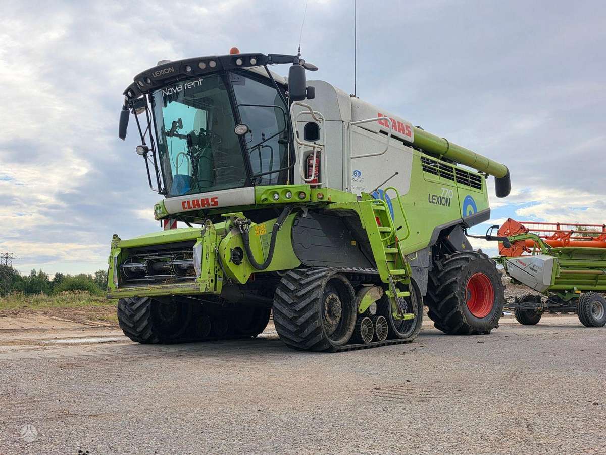Claas Lexion 770TT, kombainai
