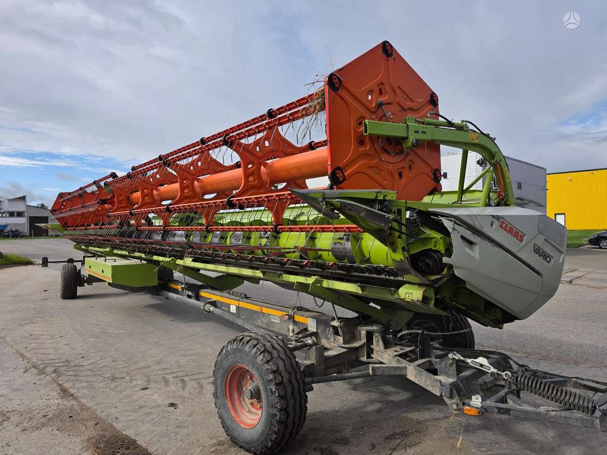 Claas Lexion 770TT, kombainai