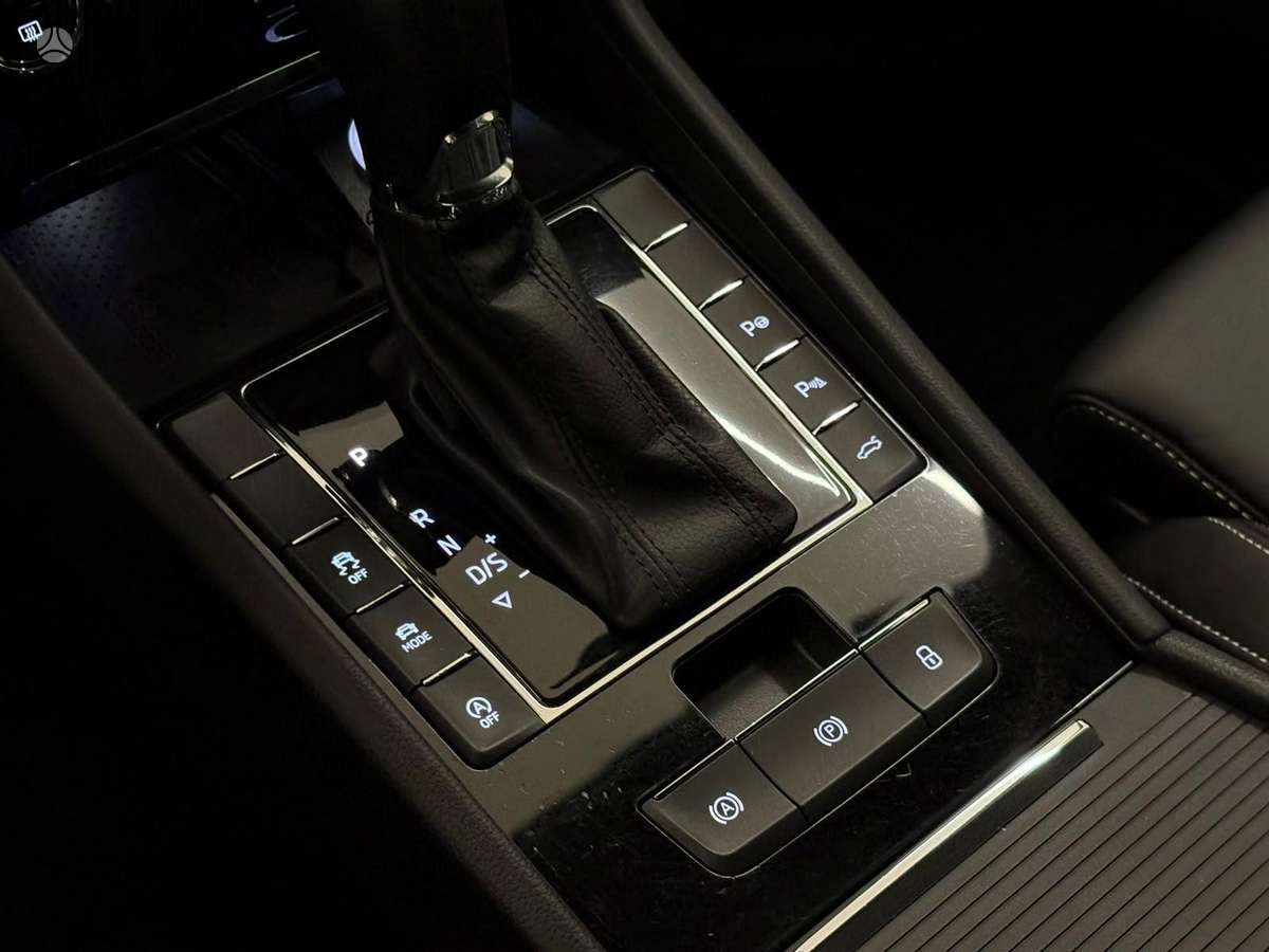 Škoda Superb - 11