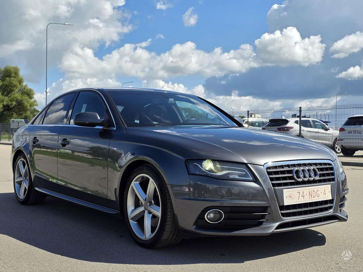 Audi A4, 1.8 l., Седан