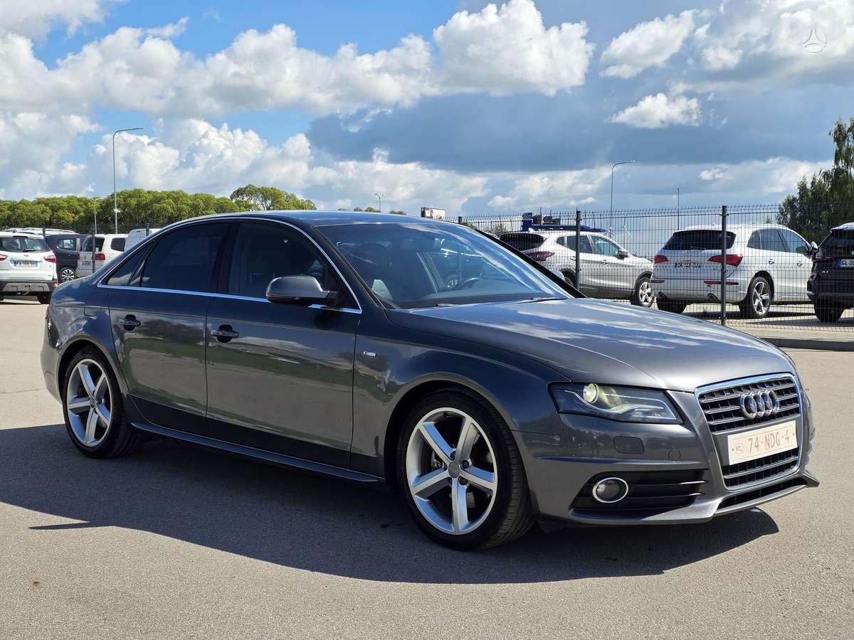 Audi A4, 1.8 l., Седан