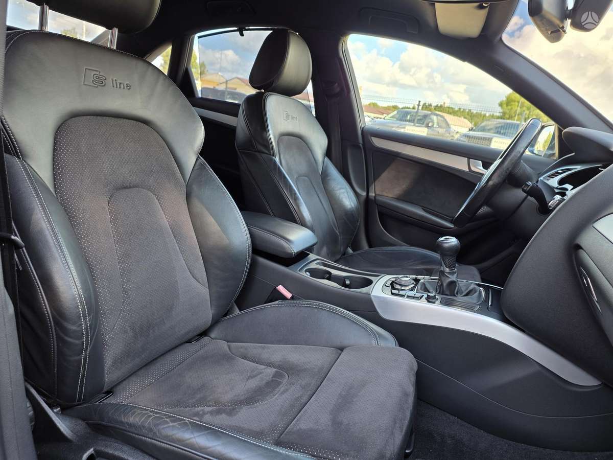 Audi A4, 1.8 l., Седан