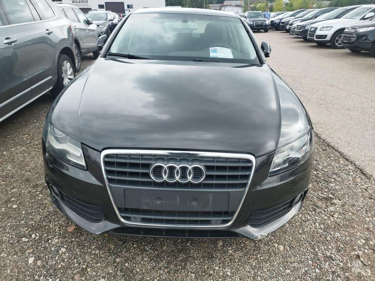 Audi A4, 2.7 l., Седан