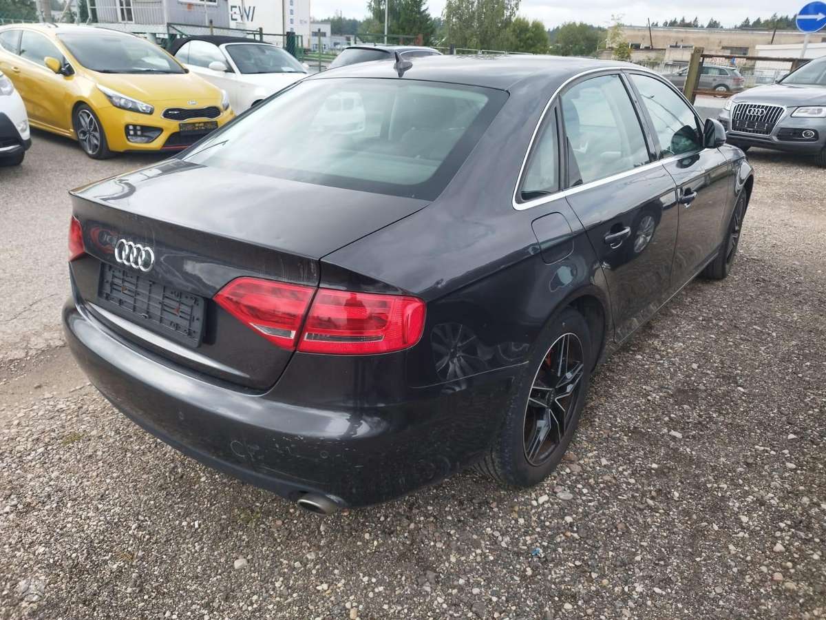 Audi A4, 2.7 l., Седан