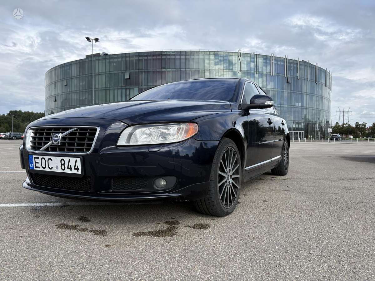 Volvo S80, 2.4 l., Седан