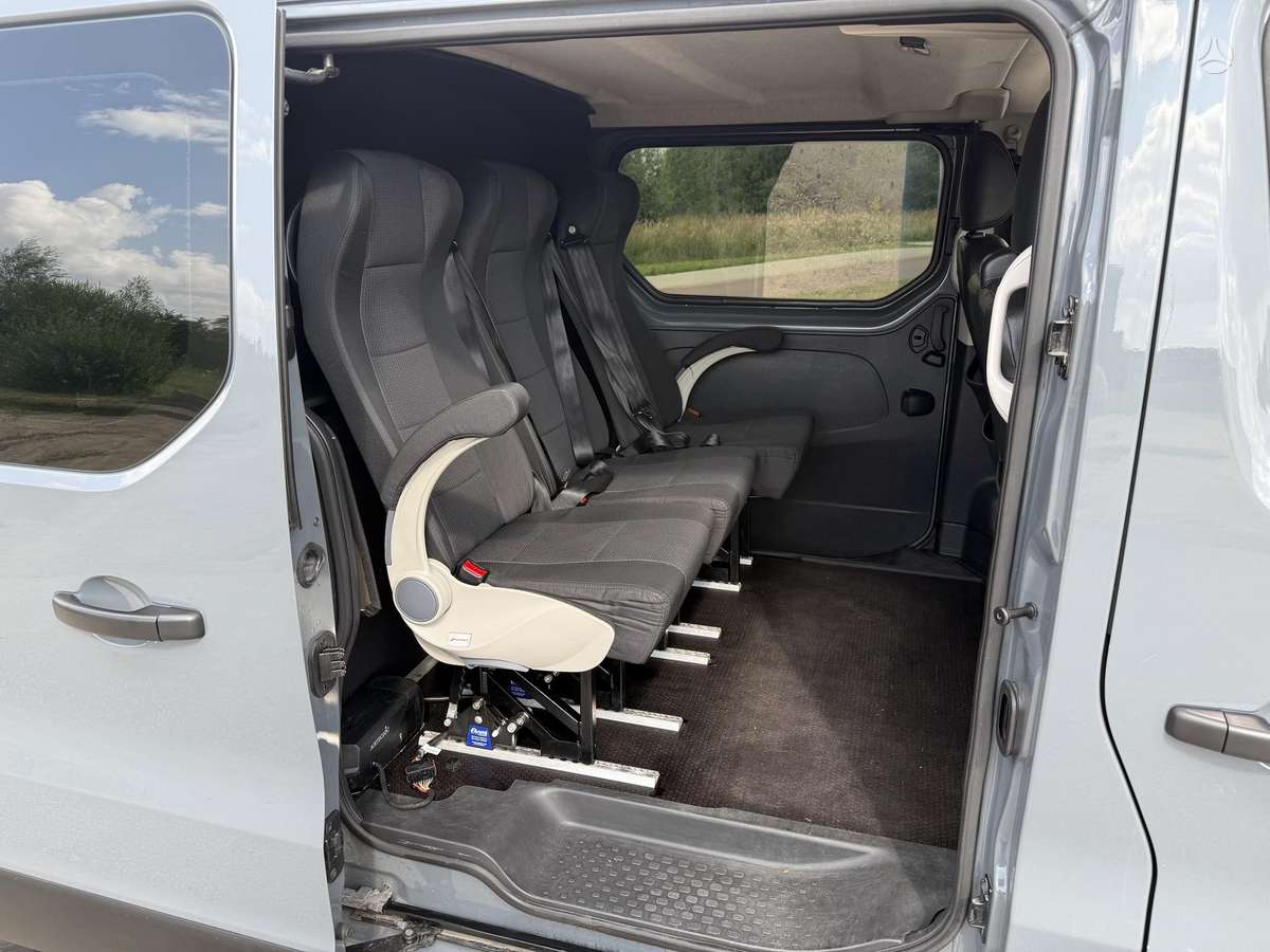 Renault Trafic - 9