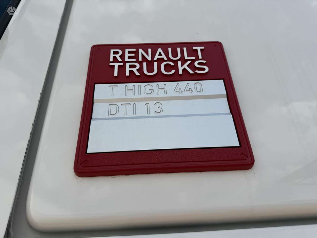 Renault T440 HIGH T4x2 E6, 2 miegamosios vietos