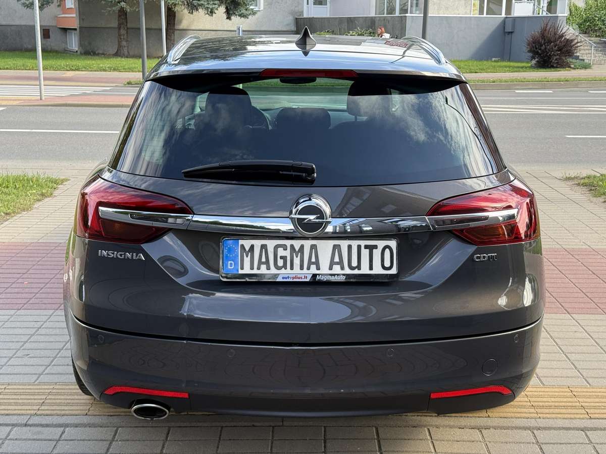 Opel Insignia, 2.0 l., wagon