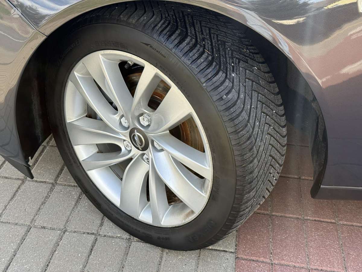 Opel Insignia, 2.0 l., Универсал