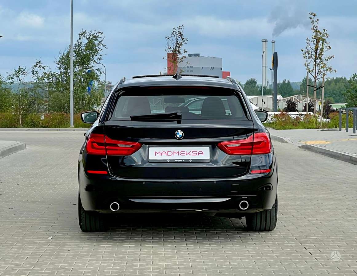 BMW 520, 2.0 l., wagon