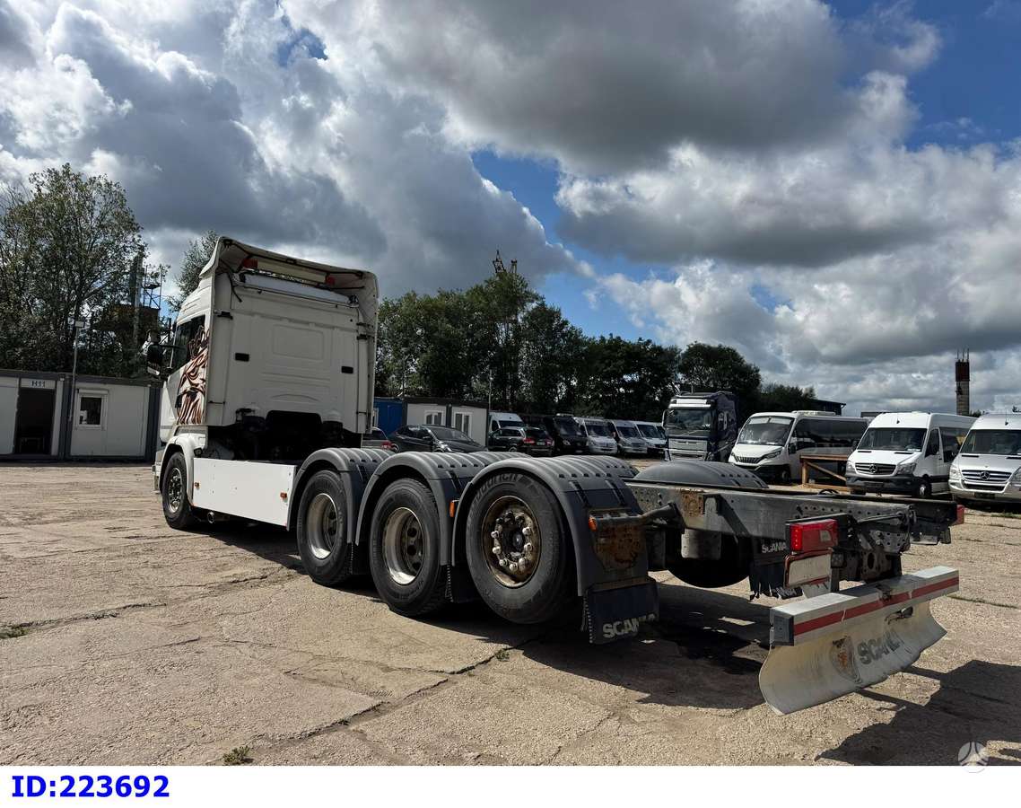 Scania R730 8x4 Steering Axle, шасси