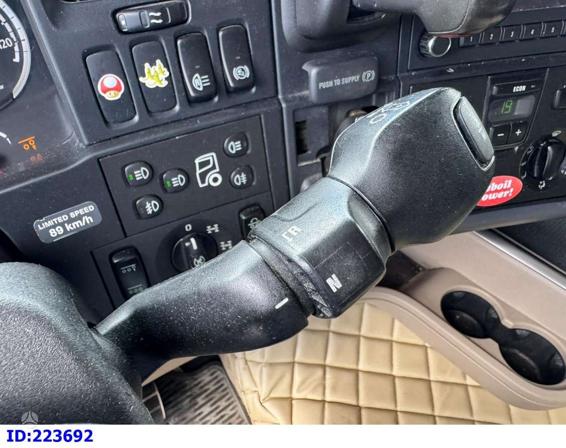 Scania R730 8x4 Steering Axle, шасси