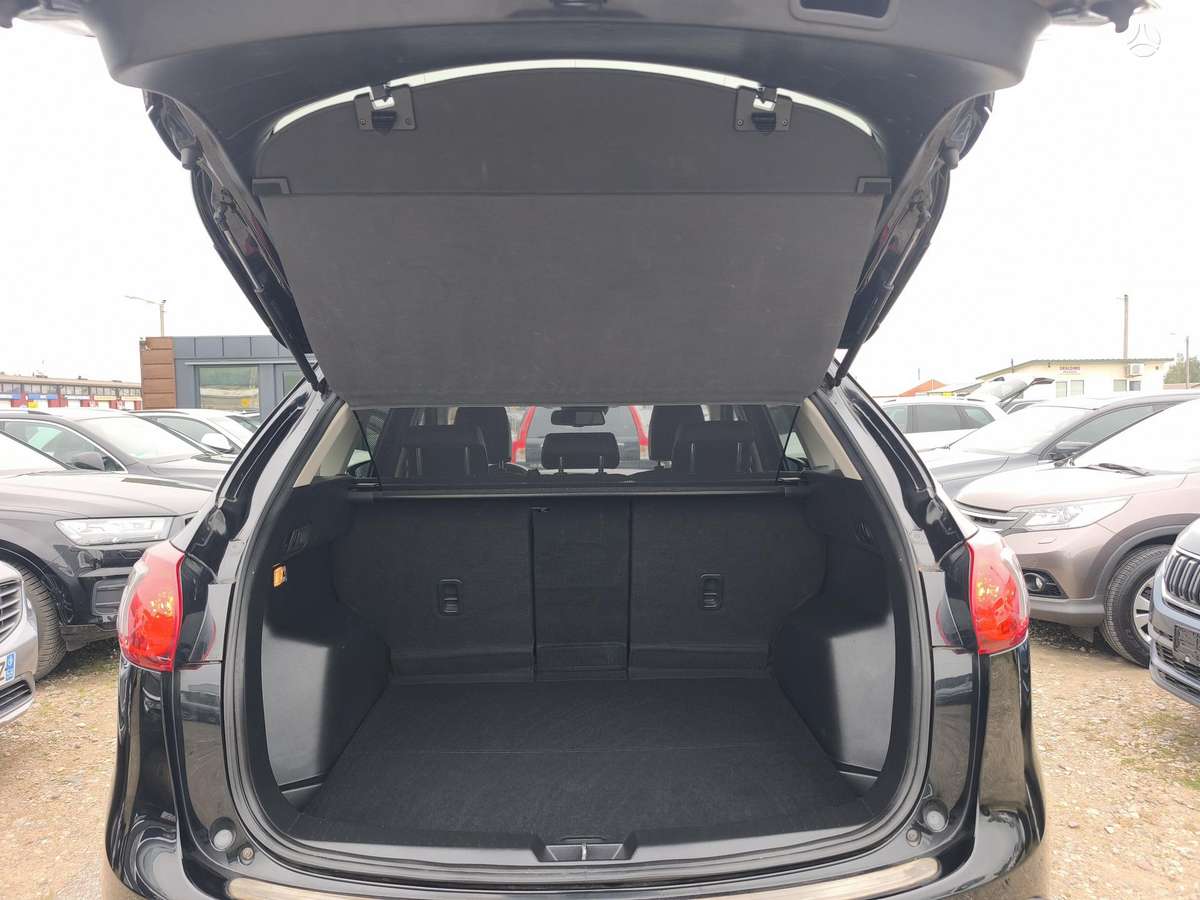 Mazda CX-5, 2.0 l., off-road / crossover