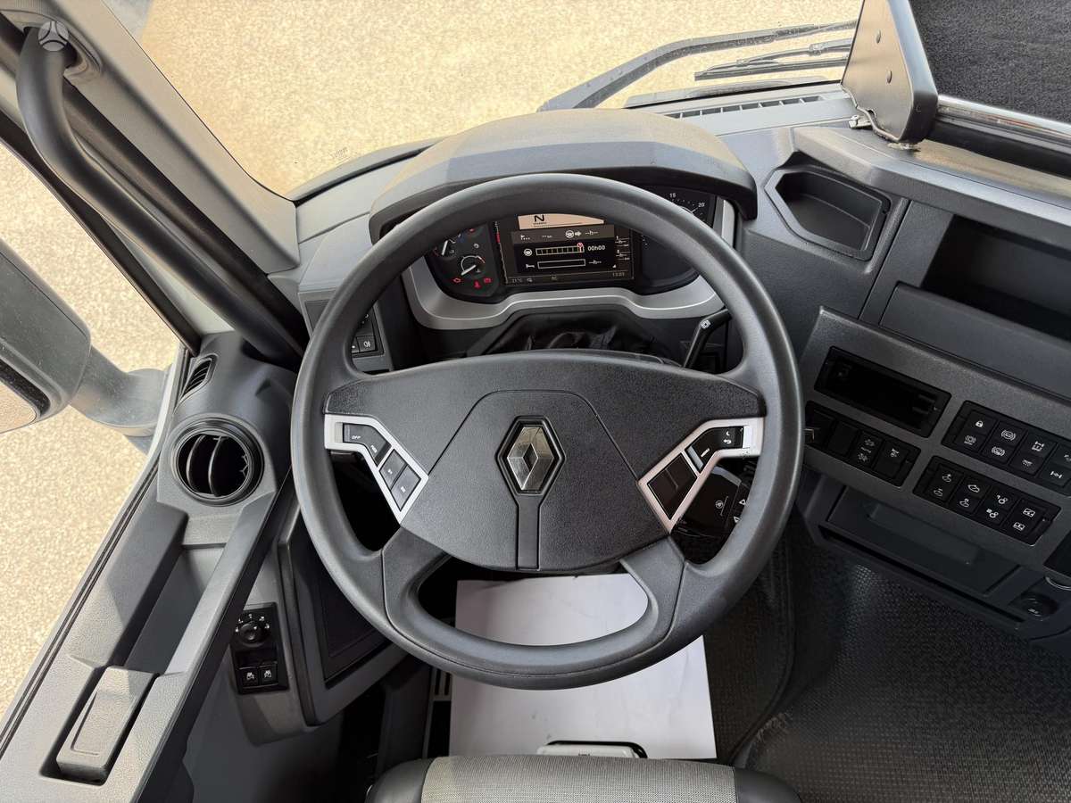 Renault T480 SLEEPER T4x2 E6, 2 спальных места
