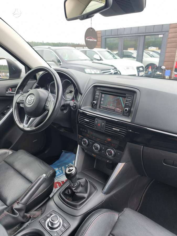 Mazda CX-5, 2.0 l., off-road / crossover