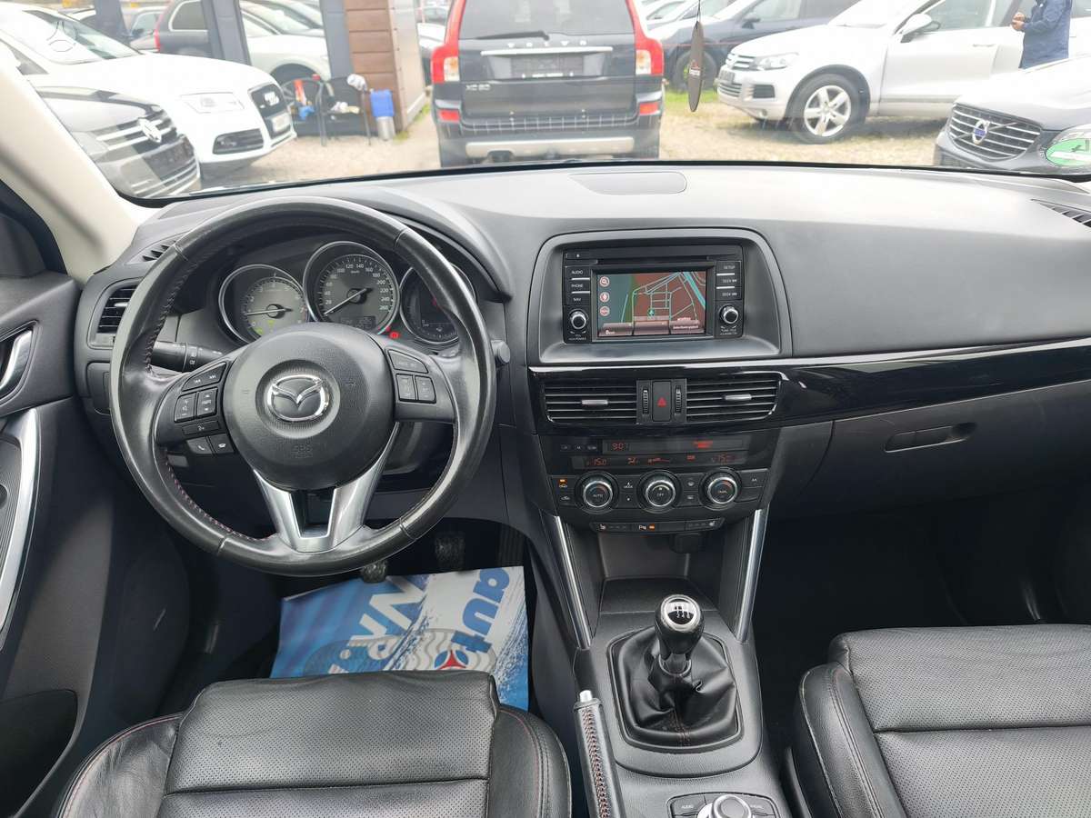 Mazda CX-5, 2.0 l., off-road / crossover