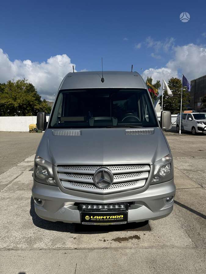 Mercedes-Benz Sprinter, passenger minibus