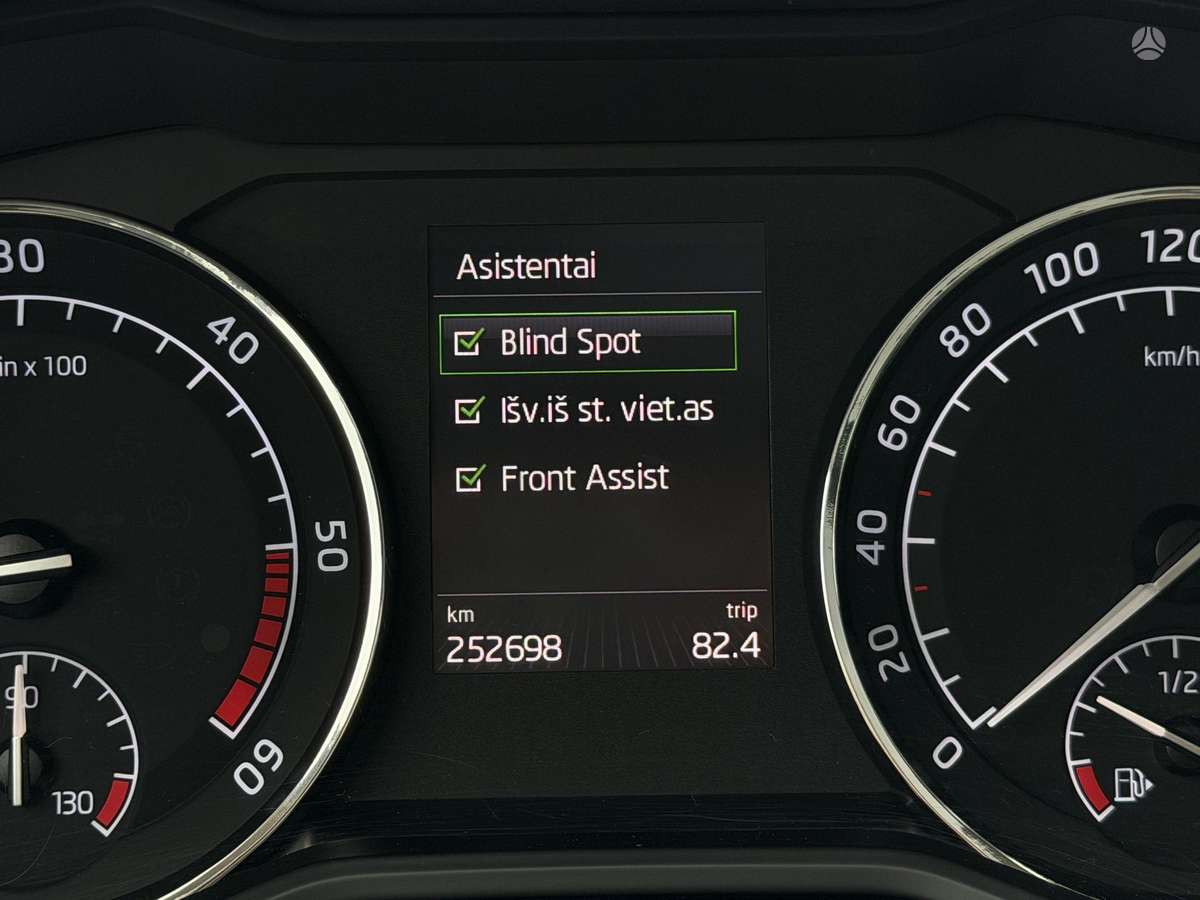 Skoda Superb, 1.6 l., Универсал