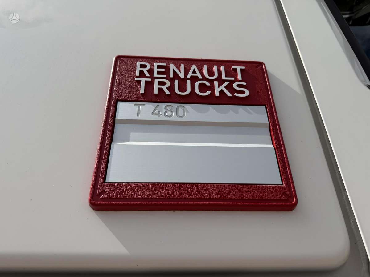 Renault T480 HIGH T4x2 E6, double sleeper