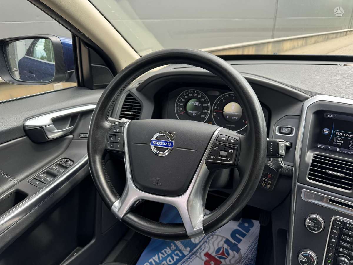Volvo XC60 - 11