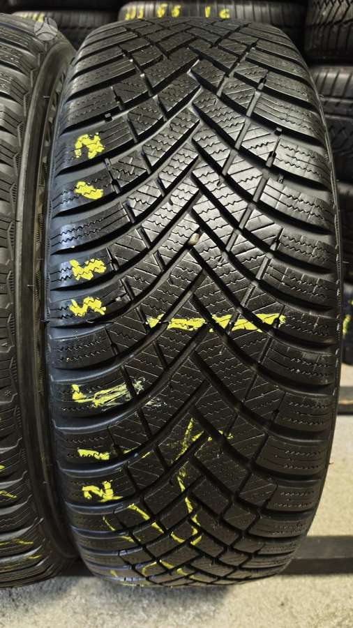 Hankook Winter Icept rs3, winter 215/55 R17
